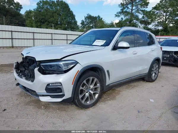 5UXCR6C55KLL07449 2019 BMW X5 - Image 2