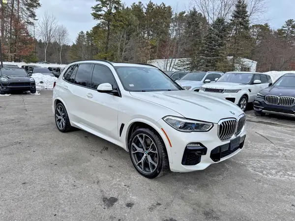 5UXCR6C55KLL07600 2019 BMW X5 - Image 2