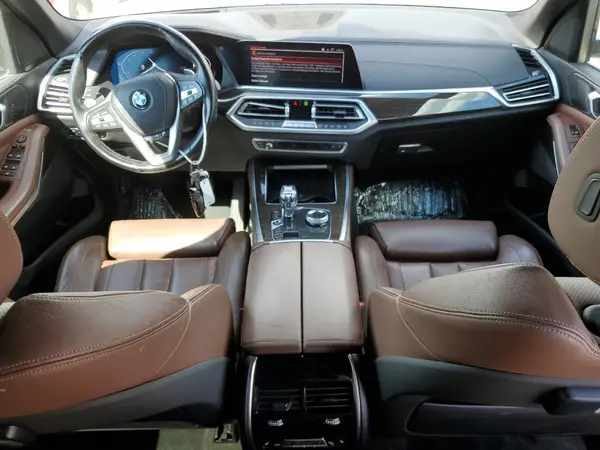 5UXCR6C55KLL14174 2019 BMW X5 - Image 8