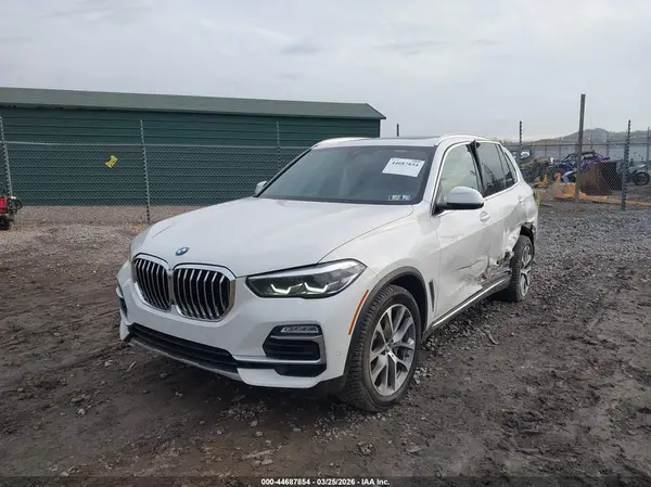 5UXCR6C55KLL21254 2019 BMW X5 - Image 2