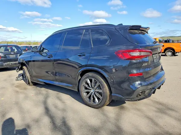 5UXCR6C55KLL34523 2019 BMW X5 - Image 2