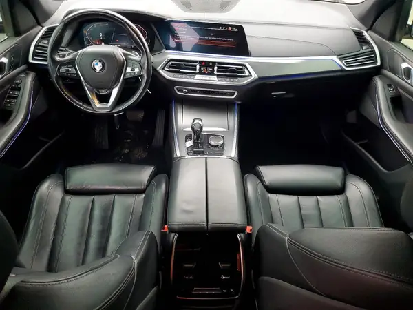 5UXCR6C55KLL35705 2019 BMW X5 - Image 8
