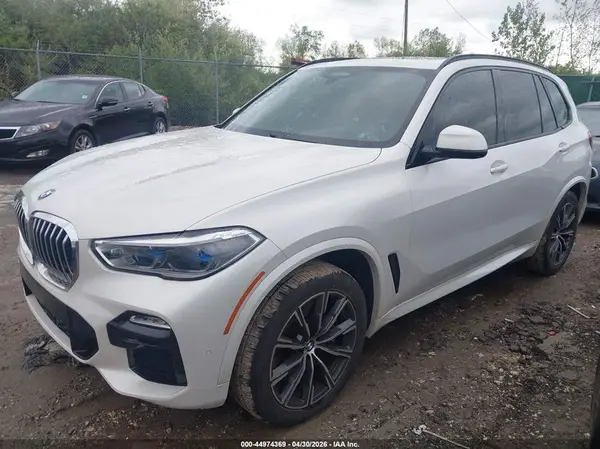5UXCR6C55KLL35784 2019 BMW X5 - Image 2