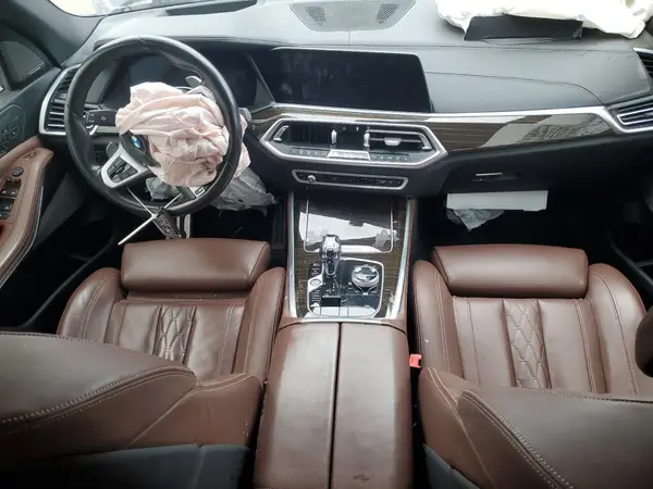 5UXCR6C55KLL39429 2019 BMW X5 - Image 8