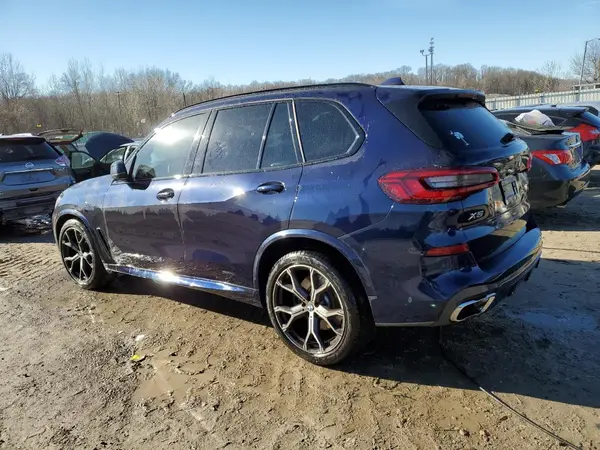 5UXCR6C55KLL51421 2019 BMW X5 - Image 2