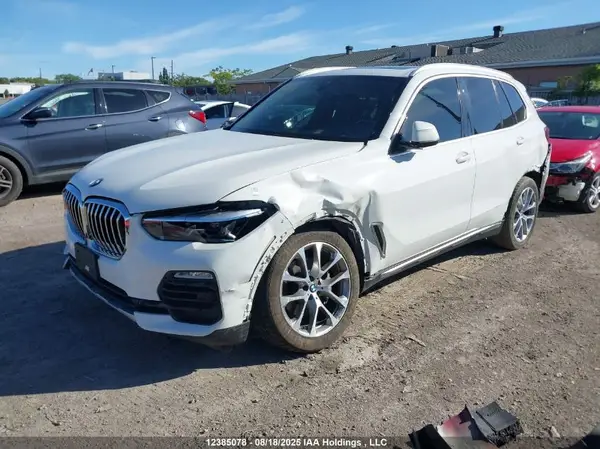 5UXCR6C55KLL60703 2019 BMW X5 - Image 2