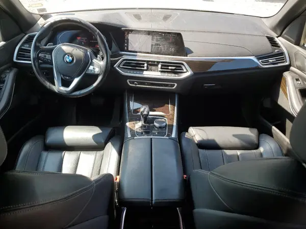5UXCR6C55KLL60846 2019 BMW X5 - Image 8