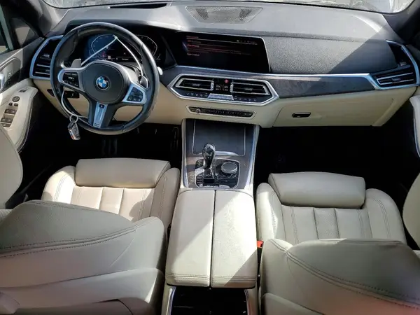 5UXCR6C55KLL61852 2019 BMW X5 - Image 8
