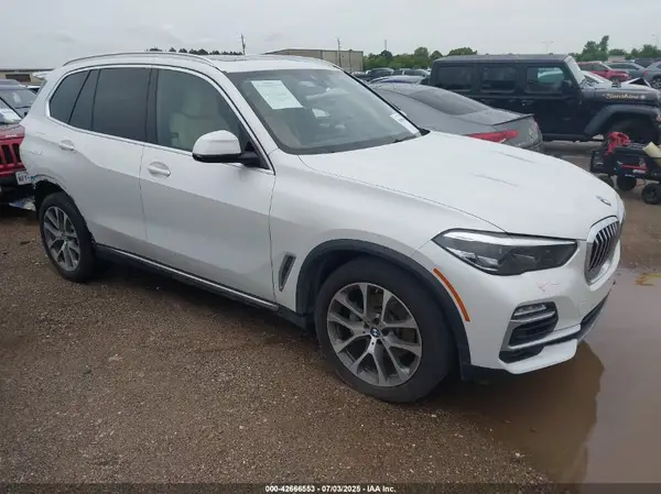 5UXCR6C55KLL62516 2019 BMW X5 - Image 1