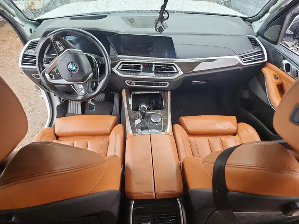 5UXCR6C55KLL64542 2019 BMW X5 - Image 8