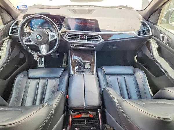 5UXCR6C56KLK80245 2019 BMW X5 - Image 8