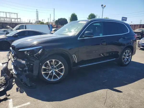 5UXCR6C56KLK89012 2019 BMW X5 - Image 1