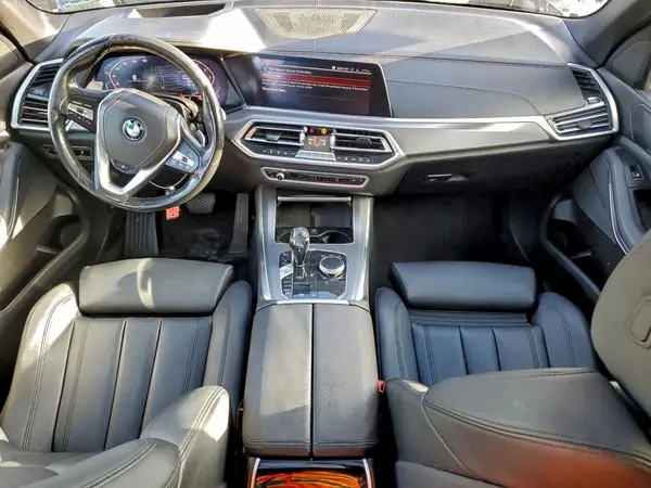 5UXCR6C56KLL03734 2019 BMW X5 - Image 8