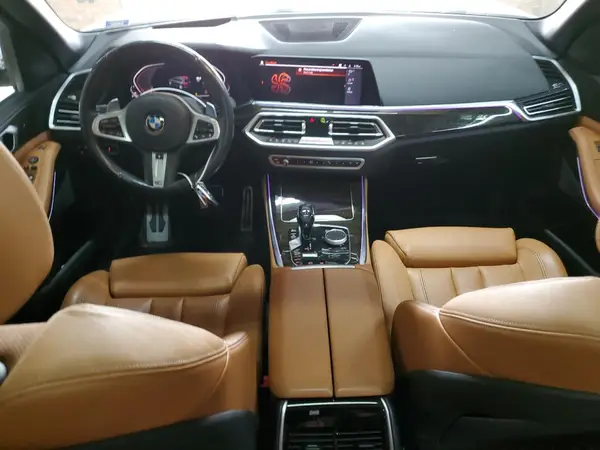 5UXCR6C56KLL06911 2019 BMW X5 - Image 8