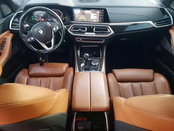 5UXCR6C56KLL13339 2019 BMW X5 - Image 8