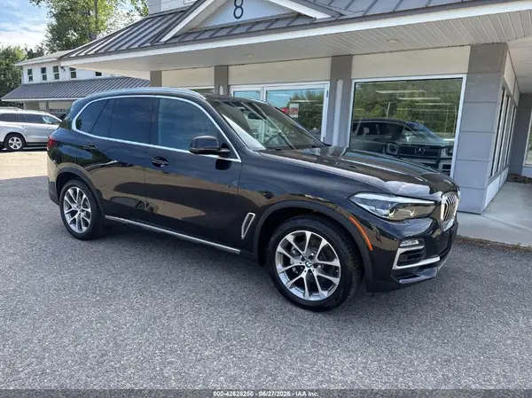 5UXCR6C56KLL22798 2019 BMW X5 - Image 1