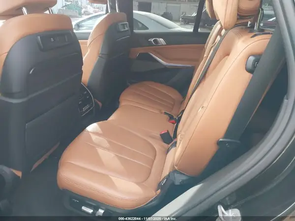 5UXCR6C56KLL27306 2019 BMW X5 - Image 8