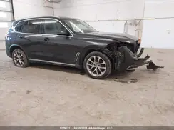 5UXCR6C56KLL37298 2019 BMW X5