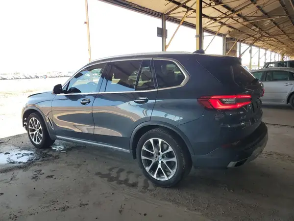 5UXCR6C56KLL38029 2019 BMW X5 - Image 2