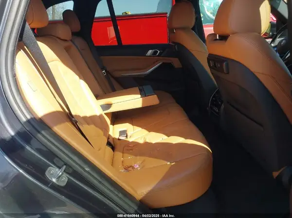 5UXCR6C56KLL52979 2019 BMW X5 - Image 8