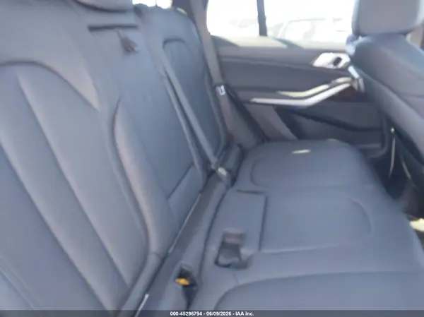 5UXCR6C56KLL53114 2019 BMW X5 - Image 8