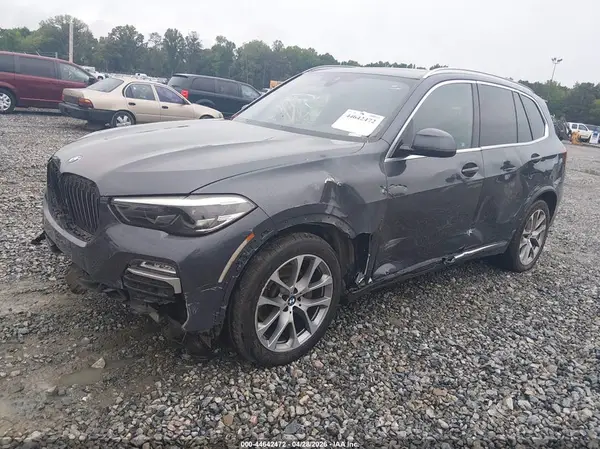 5UXCR6C56KLL60953 2019 BMW X5 - Image 2