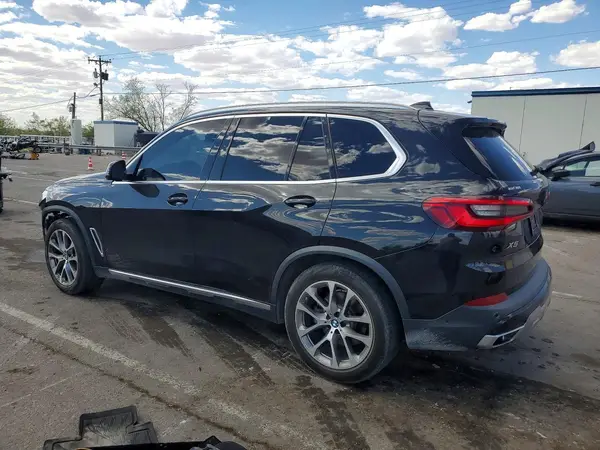 5UXCR6C57KLB12293 2019 BMW X5 - Image 2