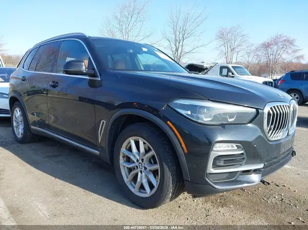 5UXCR6C57KLK79847 2019 BMW X5 - Image 1