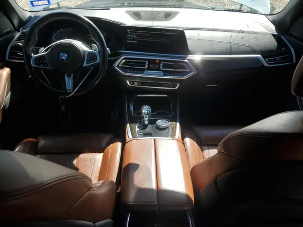 5UXCR6C57KLK83851 2019 BMW X5 - Image 8