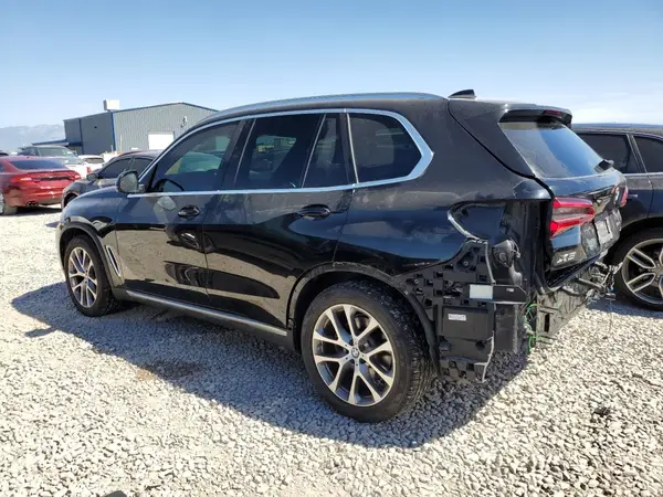 5UXCR6C57KLK89343 2019 BMW X5 - Image 2