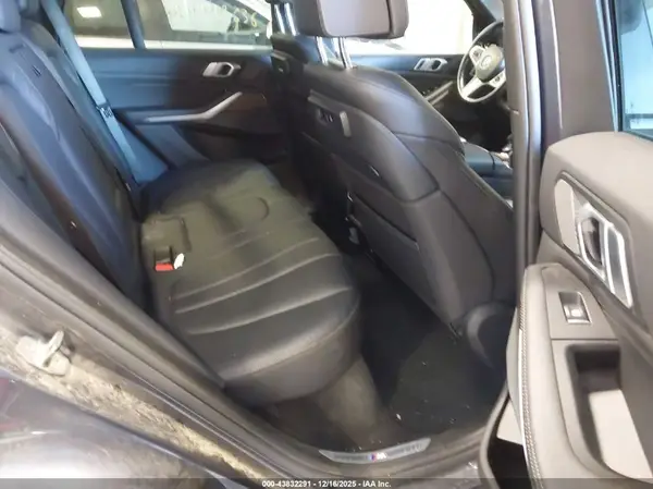 5UXCR6C57KLL02303 2019 BMW X5 - Image 8
