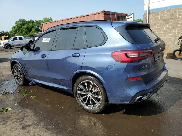 5UXCR6C57KLL02706 2019 BMW X5 - Image 2