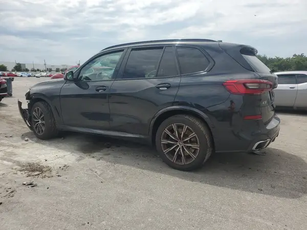 5UXCR6C57KLL02916 2019 BMW X5 - Image 2