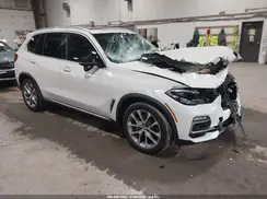 5UXCR6C57KLL05301 2019 BMW X5