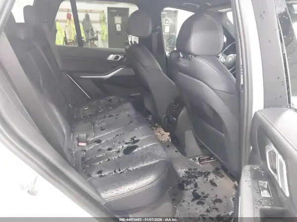 5UXCR6C57KLL05301 2019 BMW X5 - Image 8