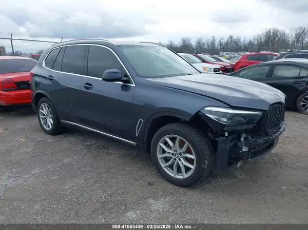5UXCR6C57KLL09249 2019 BMW X5 - Image 1