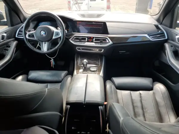 5UXCR6C57KLL11051 2019 BMW X5 - Image 8