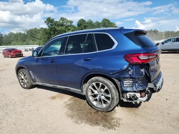 5UXCR6C57KLL12703 2019 BMW X5 - Image 2