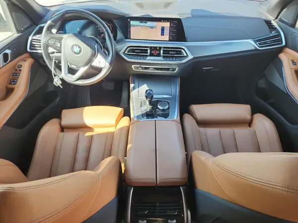 5UXCR6C57KLL12703 2019 BMW X5 - Image 8