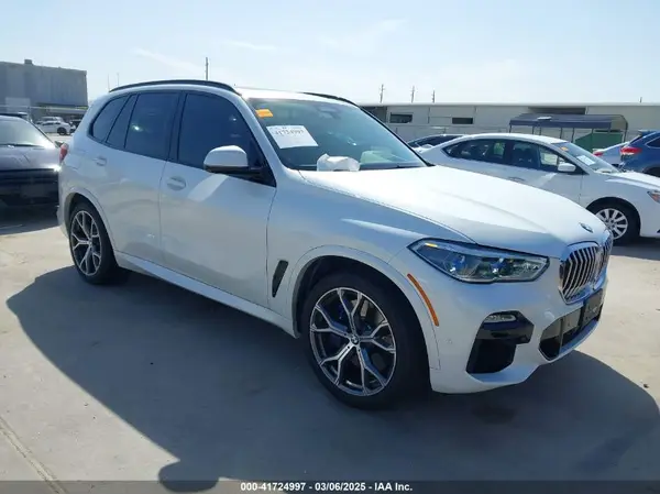 5UXCR6C57KLL21336 2019 BMW X5 - Image 1