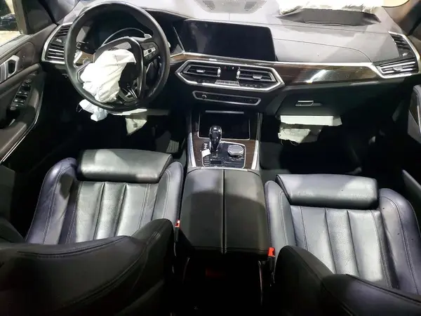 5UXCR6C57KLL22065 2019 BMW X5 - Image 8