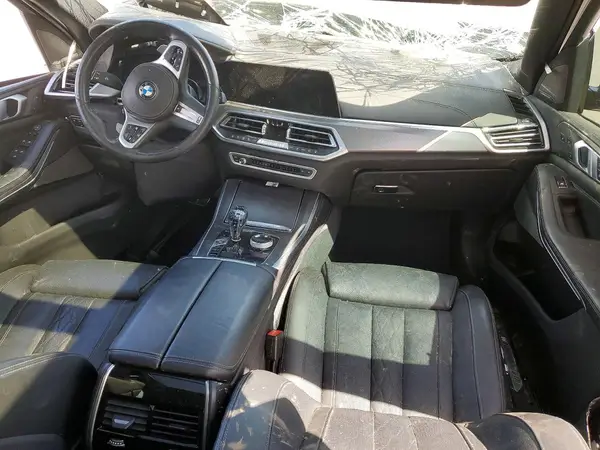 5UXCR6C57KLL22499 2019 BMW X5 - Image 8