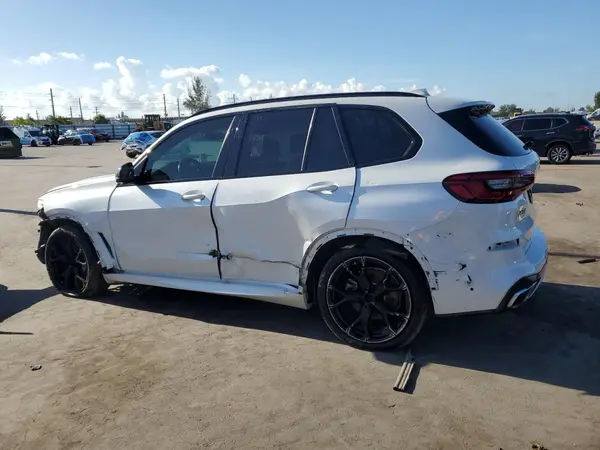 5UXCR6C57KLL24317 2019 BMW X5 - Image 2
