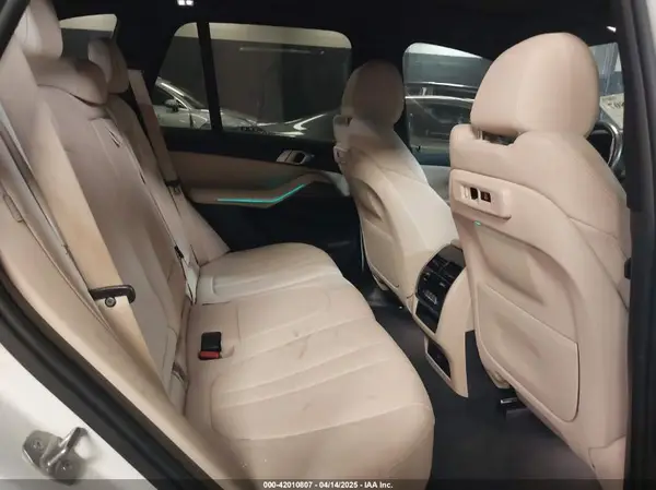 5UXCR6C57KLL24723 2019 BMW X5 - Image 8