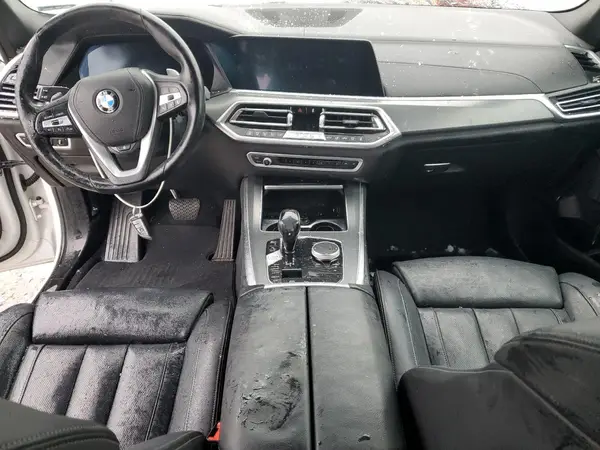 5UXCR6C57KLL25581 2019 BMW X5 - Image 8