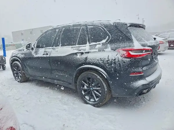 5UXCR6C57KLL27461 2019 BMW X5 - Image 2