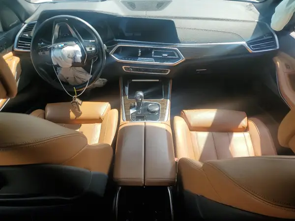 5UXCR6C57KLL39111 2019 BMW X5 - Image 8