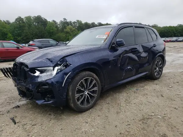 5UXCR6C57KLL40419 2019 BMW X5 - Image 1
