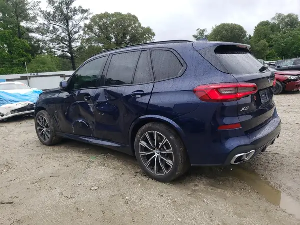 5UXCR6C57KLL40419 2019 BMW X5 - Image 2