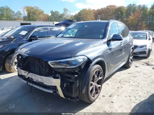 5UXCR6C57KLL51145 2019 BMW X5 - Image 2